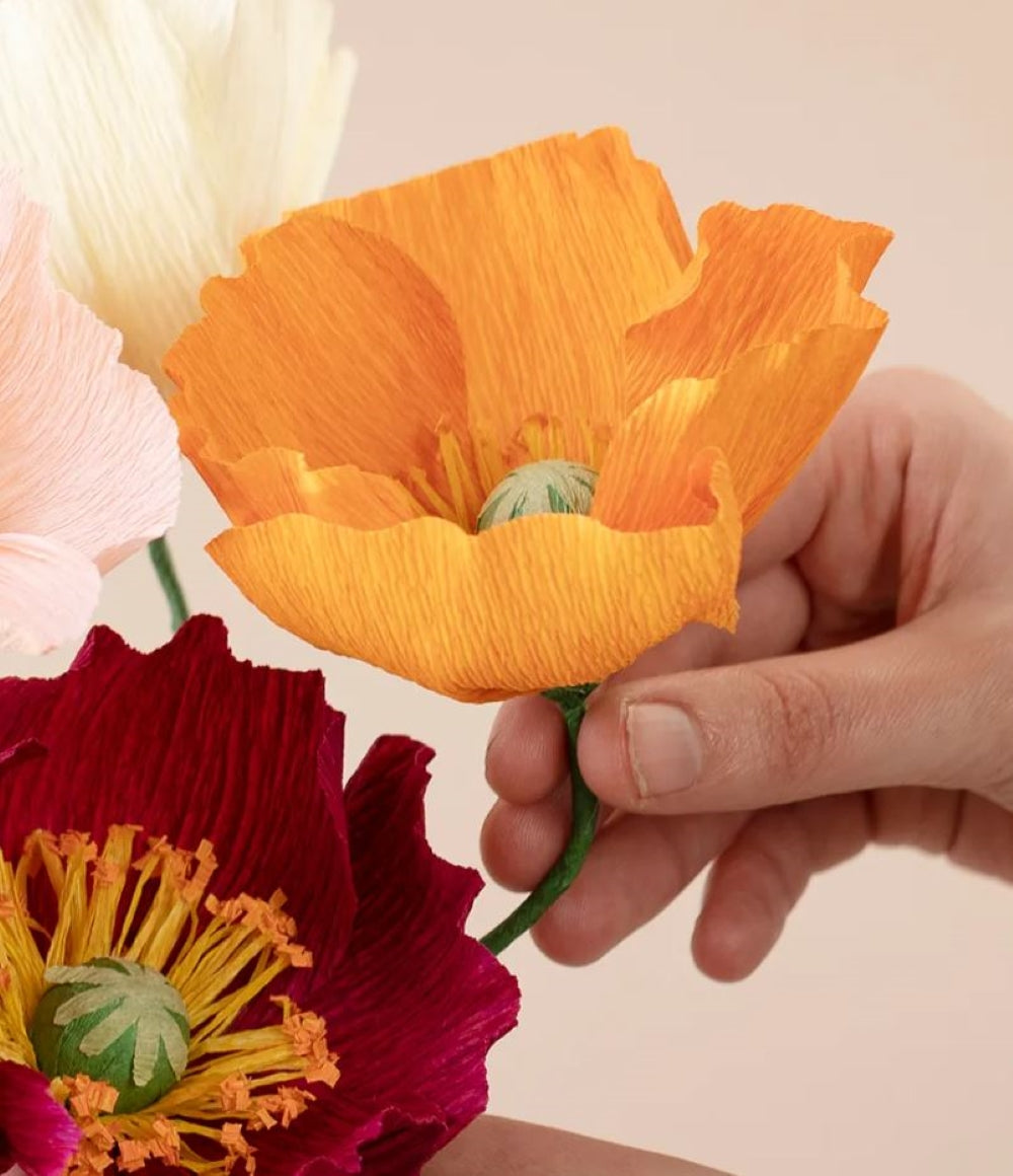 Maak zelf: bloemen van crêpepapier