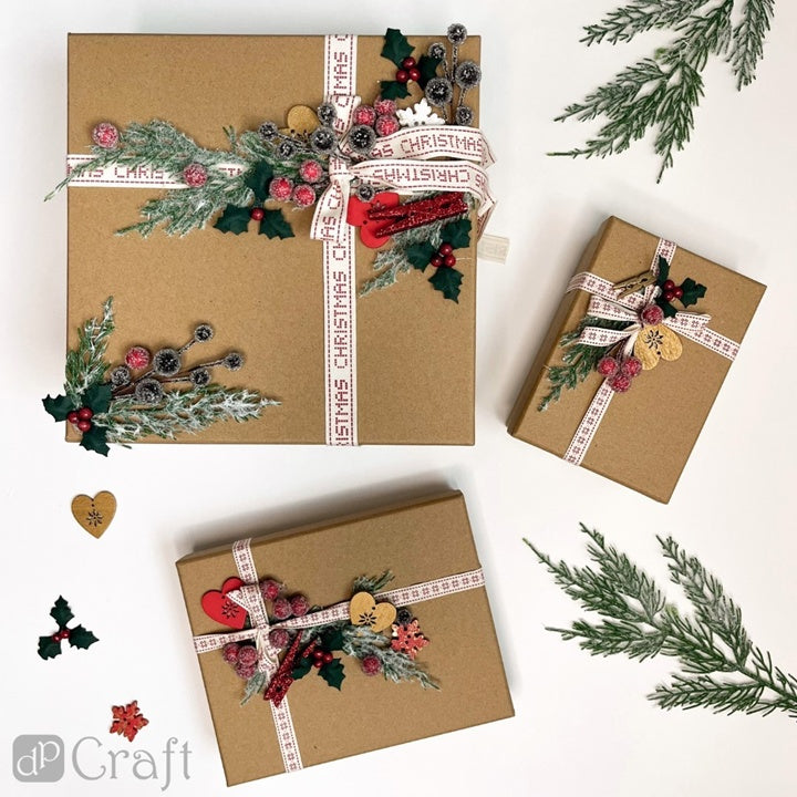 DP Craft zelfklevende houten hartjes – wit, rood, goud, 16 stuks – afbeelding 2