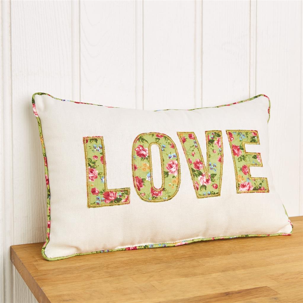 Docrafts naaiset voor een kussen met ontwerp Love – afbeelding 3