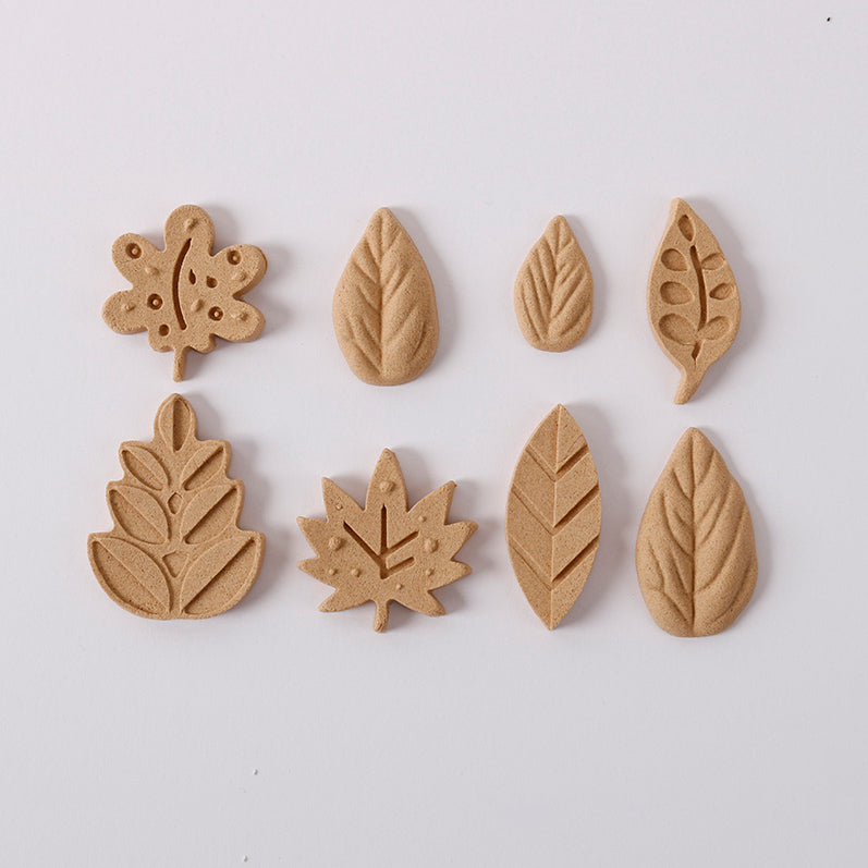 Pentart flexibele houten ornamenten bladeren 3 × 2,9 cm, 8 stuks
