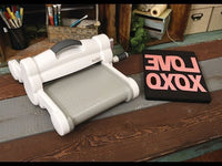 Sizzix Big Shot Plus A4 stansmachine, wit-grijs