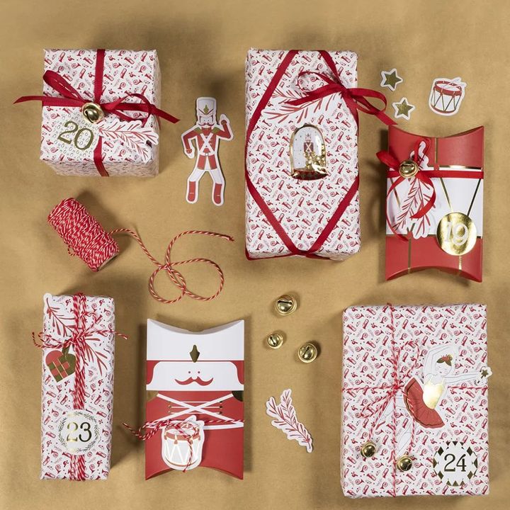 Small Christmas Paper Box Set of 3, image 3