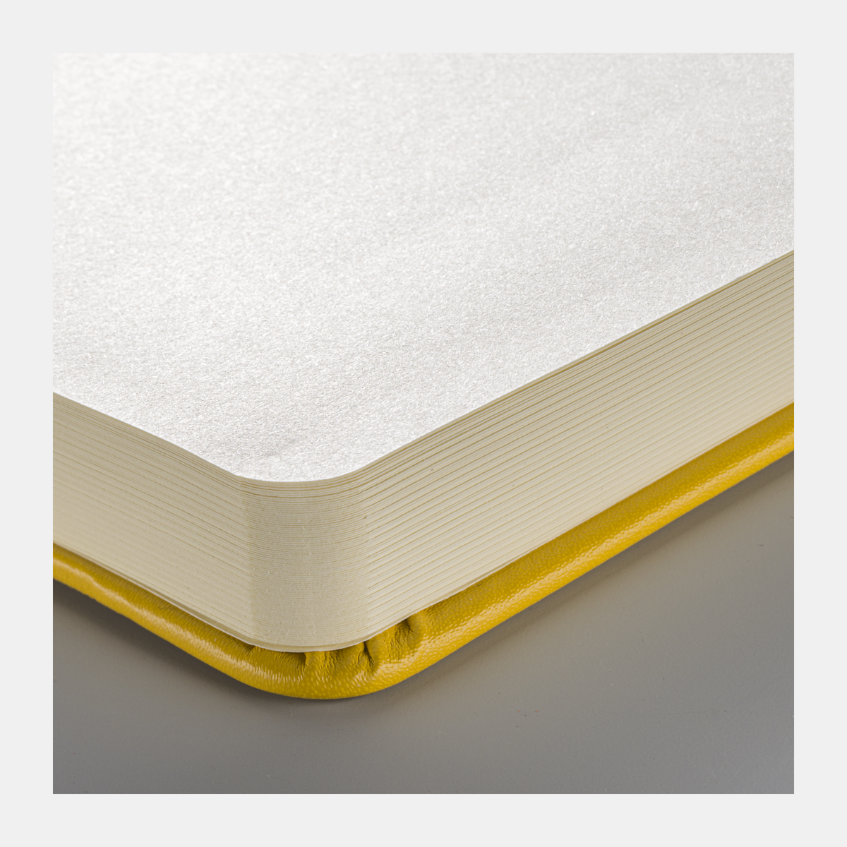 Talens Art Creation schetsboek Golden Yellow 13 × 21 cm, 80 vellen